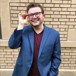 Meet your Posher, Connor